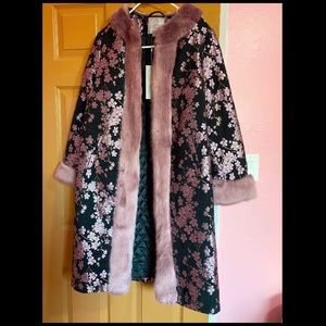 Dolly And Delicious jacquard faux fur coat